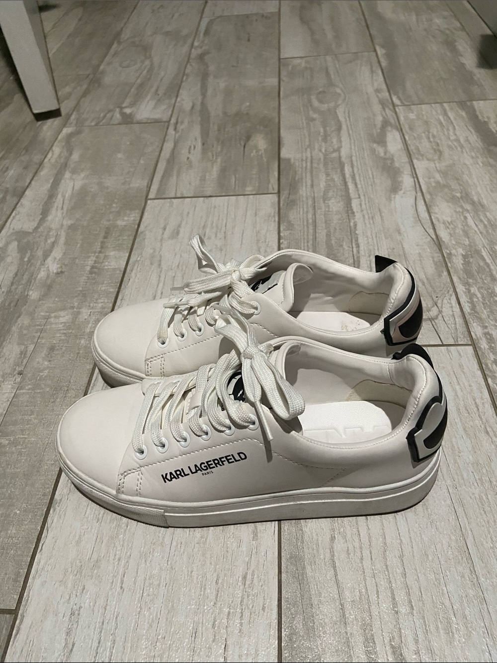 Karl Lagerfeld White Sneakers with Black Heel Accent